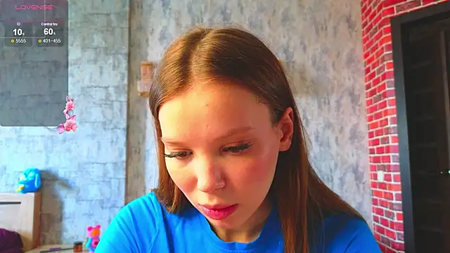 Snapshot of Cara_Sweet1 chatting on 05/17/26, 02:02 Cara Sweet1 online show from 05/17/26, 02:02