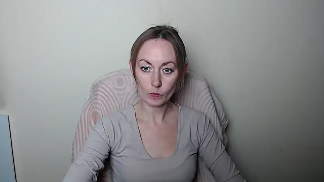 LiaSeass  online show from 04/06/26, 12:17