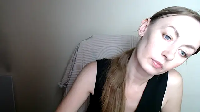 LiaSeass  online show from 06/26/26, 11:58