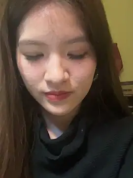 Momochen8839 online show from 02/24/26, 10:24