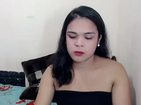 stripyapril online show from 12/15/25, 12:09