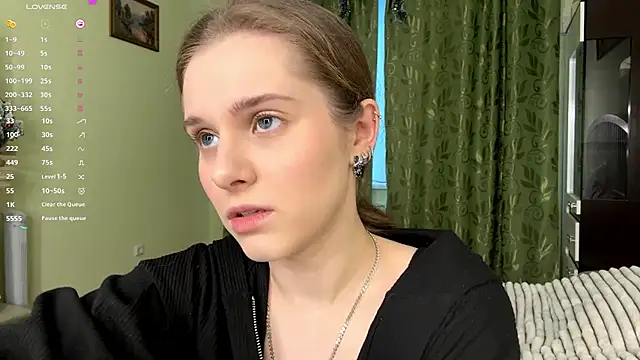 MiaBlanko online show from 01/09/26, 08:17