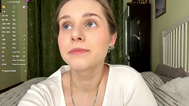 MiaBlanko online show from 01/15/26, 08:30