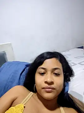 DAFNNEE HOT online show from 02/04/26, 10:58