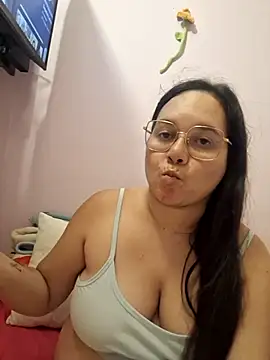 Snapshot of liababylia chatting on 01/12/26, 11:10 liababylia online show from 01/12/26, 11:10