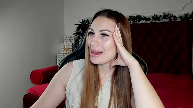 NoraFoxes online show from 12/20/25, 05:25