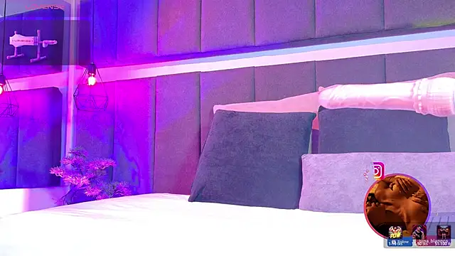 luna blannco online show from 03/24/26, 02:55