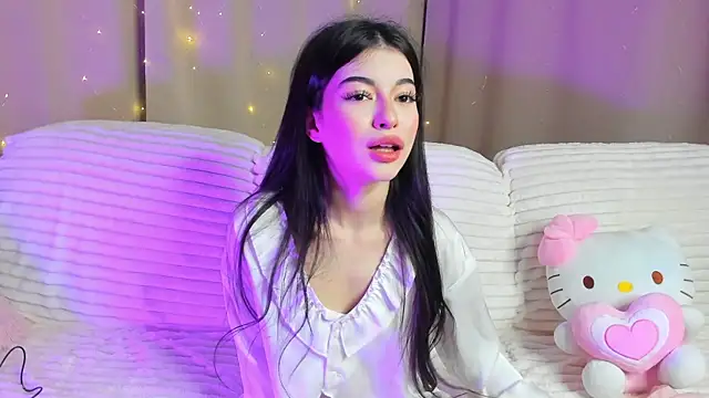 LisaColee online show from 06/16/26, 06:21