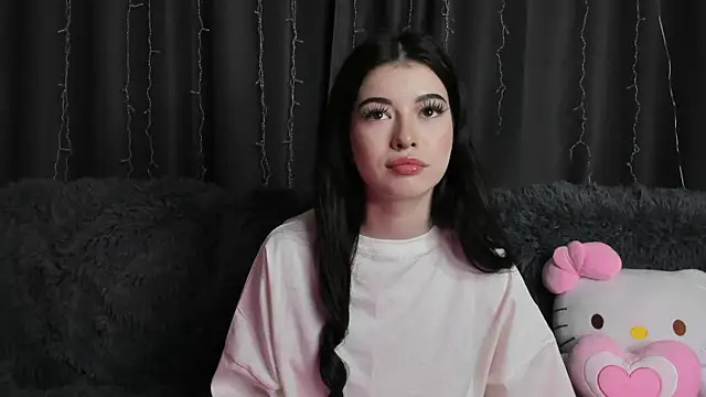LisaColee online show from 06/23/26, 09:02