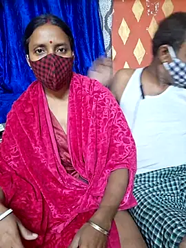 Mr-Mrs-couple online show from 12/16/25, 06:46