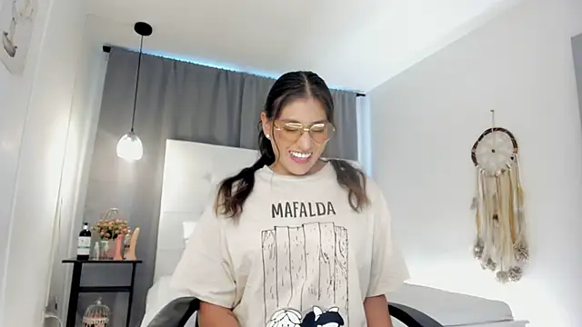 Snapshot of liaa_moretti_ chatting on 01/13/26, 07:19 liaa moretti online show from 01/13/26, 07:19