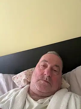 csikar online show from 03/24/26, 06:29