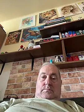 csikar online show from 04/18/26, 09:02