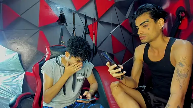 Hot Boys Without Limits online show from 01/11/26, 04:06