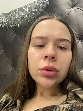 Nicole Loving online show from 12/14/25, 11:09