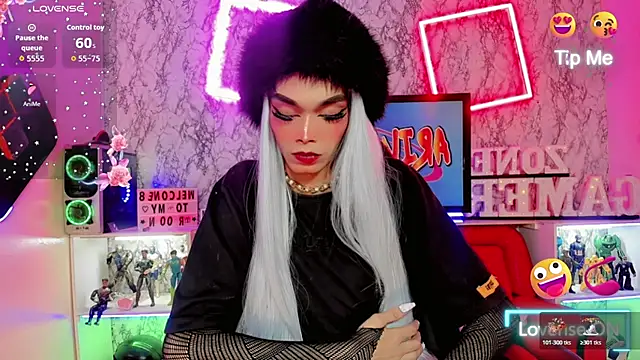 camila vasquez  online show from 12/13/25, 07:53