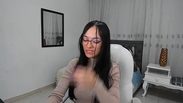 Victoria Piercee online show from 01/14/26, 07:30