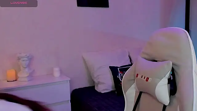  Valleria  online show from 01/16/26, 02:21