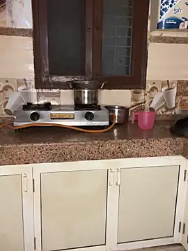 HOT-CUPAL22 online show from 12/21/25, 04:41