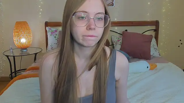 Snapshot of miya_soft chatting on 06/07/26, 01:32 miya soft online show from 06/07/26, 01:32