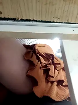 SARA6926969 online show from 12/23/25, 03:37