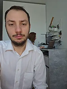 Snapshot of Lovebackground chatting on 01/16/26, 11:03 Lovebackground online show from 01/16/26, 11:03