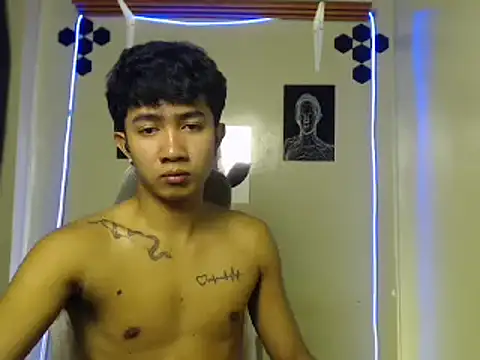 Snapshot of Ur_hottestjonny chatting on 07/16/26, 02:23 Ur hottestjonny online show from 07/16/26, 02:23