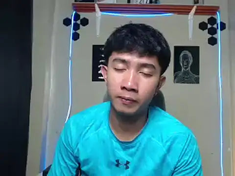 Snapshot of Ur_hottestjonny chatting on 07/28/26, 10:54 Ur hottestjonny online show from 07/28/26, 10:54