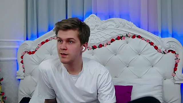 NickJohnas online show from 04/15/26, 08:20