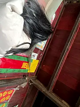 Snapshot of Nika-be chatting on 01/12/26, 01:33 Nika-be online show from 01/12/26, 01:33