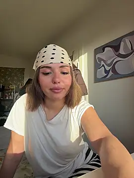 SilkyMira online show from 01/14/26, 01:28