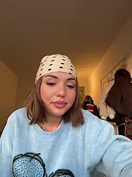 SilkyMira online show from 01/18/26, 02:54