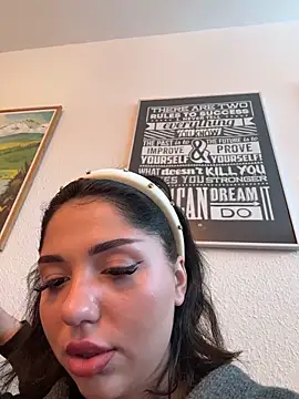 SilkyMira online show from 02/07/26, 09:24