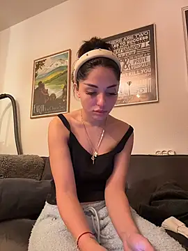 SilkyMira online show from 02/07/26, 09:29