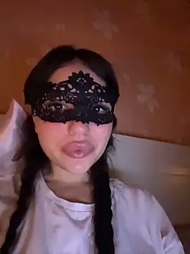 SilkyMira online show from 03/23/26, 07:07