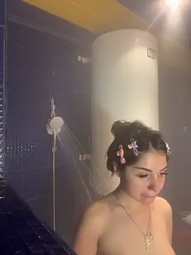 SilkyMira online show from 04/11/26, 05:39