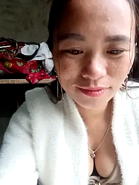 Snapshot of ngaytho004 chatting on 05/09/26, 12:05 ngaytho004 online show from 05/09/26, 12:05