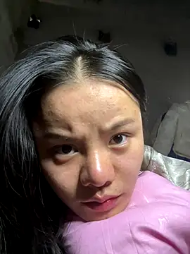 leo-kitty online show from 12/14/25, 09:14