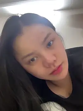 leo-kitty online show from 12/18/25, 10:32