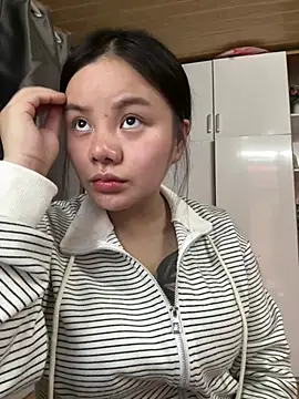 leo-kitty online show from 02/15/26, 06:32