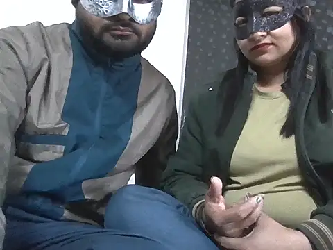 Lovelycouple25 online show from 01/09/26, 07:00