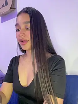 Iam samanthaaa online show from 12/21/25, 11:23