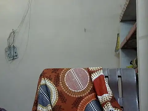 hot-riyaaa online show from 02/18/26, 02:29