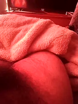 Snapshot of User1297 chatting on 01/12/26, 04:56 User1297 online show from 01/12/26, 04:56