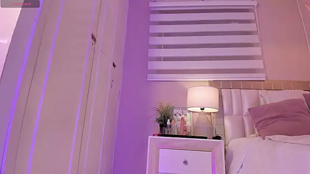 Snapshot of _emily__st chatting on 01/15/26, 11:48 emily st online show from 01/15/26, 11:48