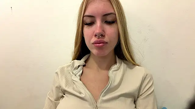 Humble Peach online show from 01/09/26, 04:21