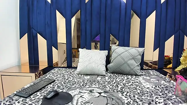 MilaSeduction online show from 01/06/26, 08:45