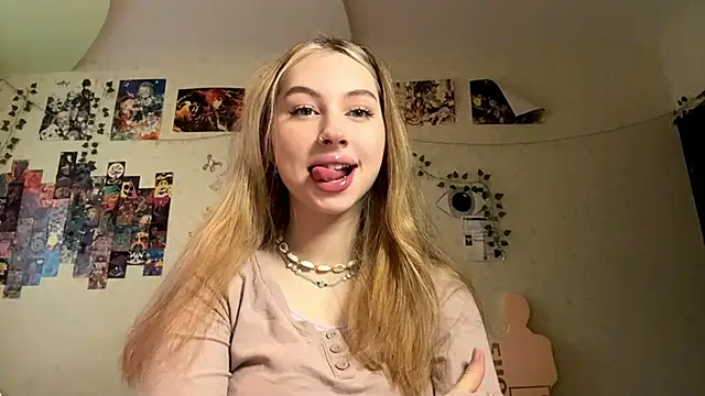 JanelBray online show from 12/19/25, 12:12