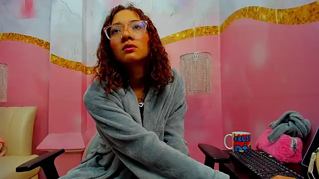 Jadde Greyy  online show from 04/15/26, 12:01