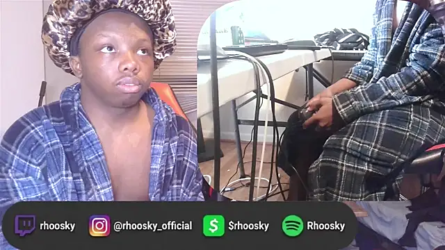 Snapshot of YourLittleBoyfriend chatting on 01/06/26, 01:20 YourLittleBoyfriend online show from 01/06/26, 01:20